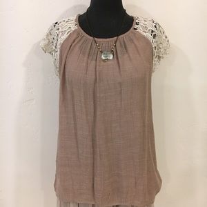 Umgee Shortsleeved Top